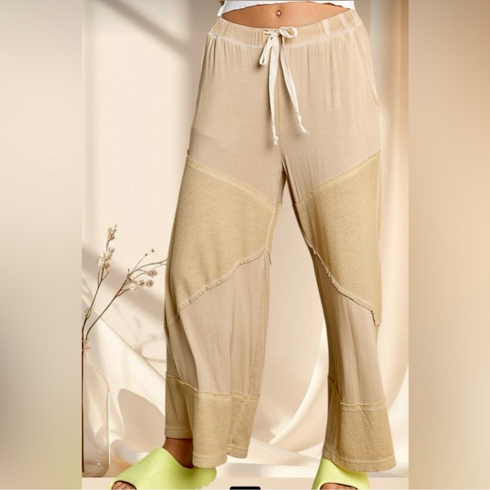 POL Honey Gold Corn Soup Ankle Cropped Pants